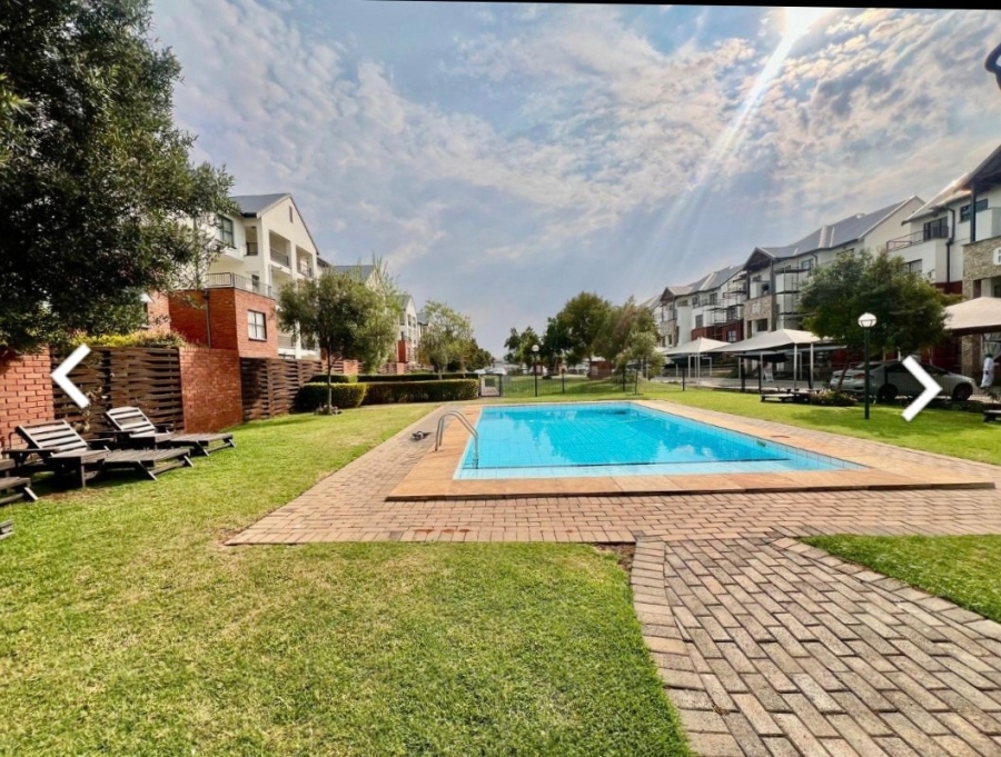 2 Bedroom Property for Sale in Greenstone Hill Gauteng