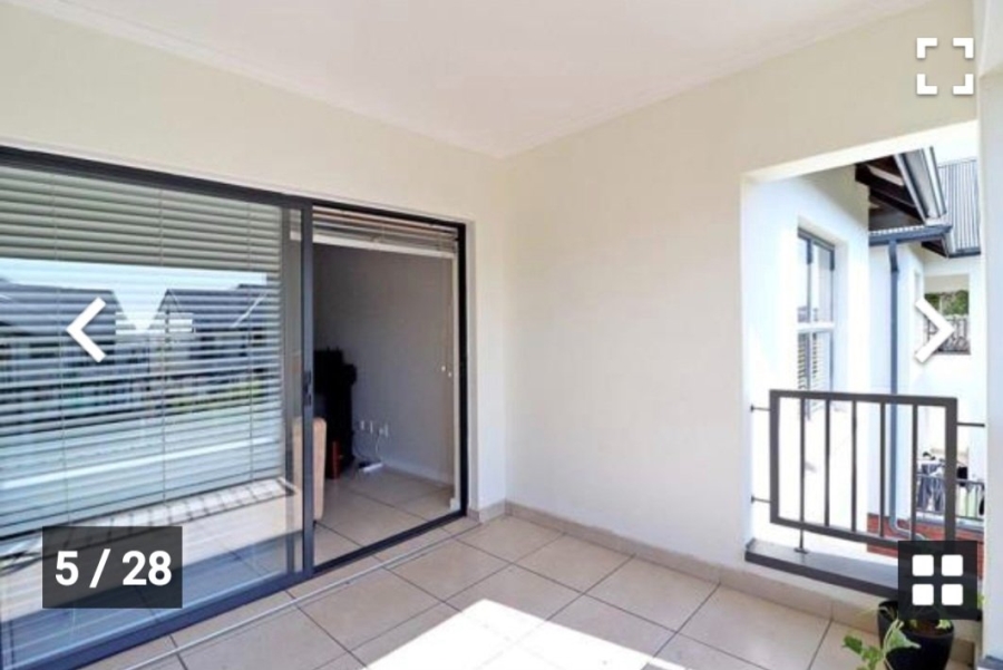 2 Bedroom Property for Sale in Greenstone Hill Gauteng
