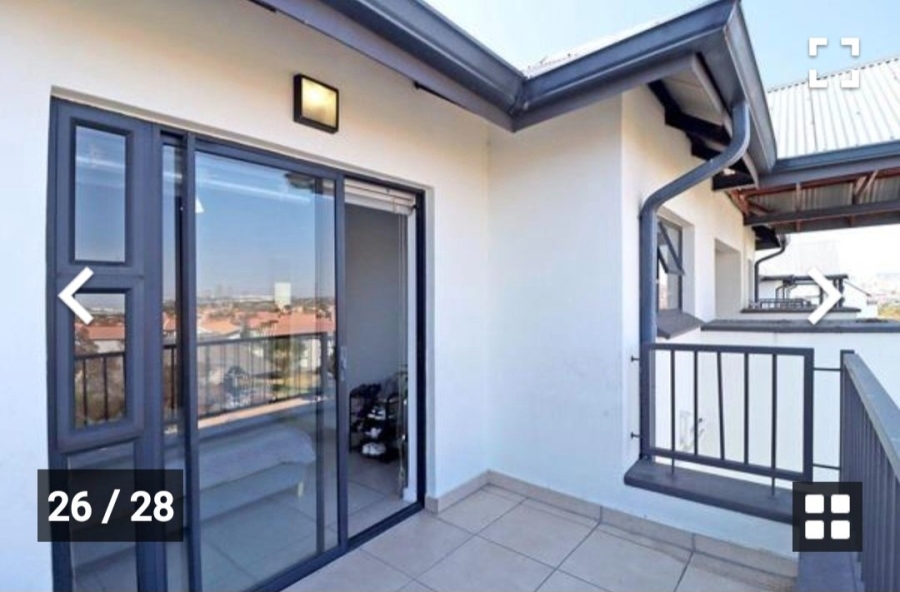 2 Bedroom Property for Sale in Greenstone Hill Gauteng