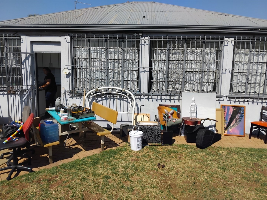 5 Bedroom Property for Sale in Primrose East Gauteng