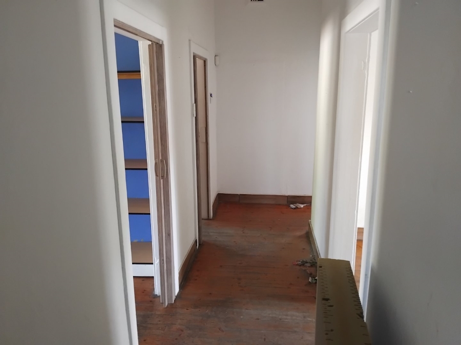 5 Bedroom Property for Sale in Primrose East Gauteng