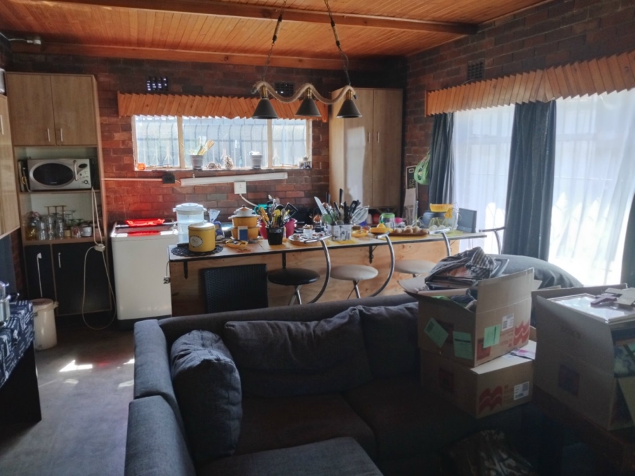 5 Bedroom Property for Sale in Primrose East Gauteng