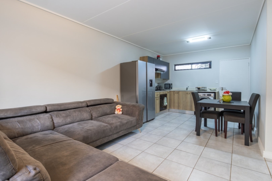 2 Bedroom Property for Sale in Linbro Park Gauteng