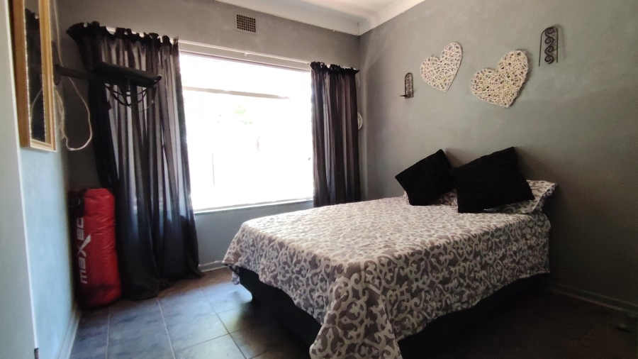 3 Bedroom Property for Sale in Risiville Gauteng