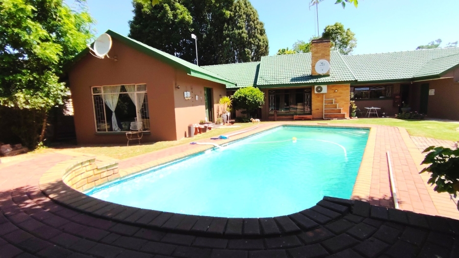 3 Bedroom Property for Sale in Risiville Gauteng