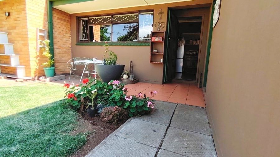 3 Bedroom Property for Sale in Risiville Gauteng