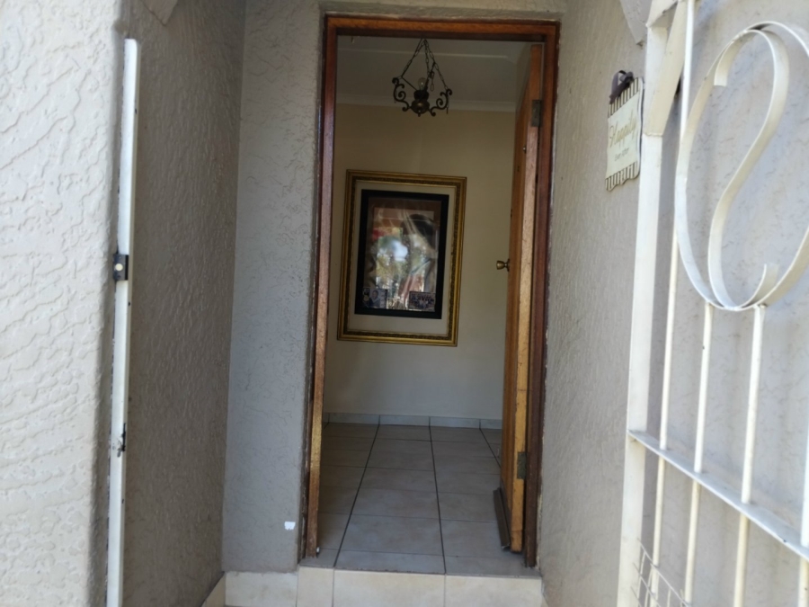 3 Bedroom Property for Sale in Marlands Gauteng