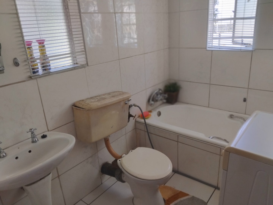 3 Bedroom Property for Sale in Marlands Gauteng