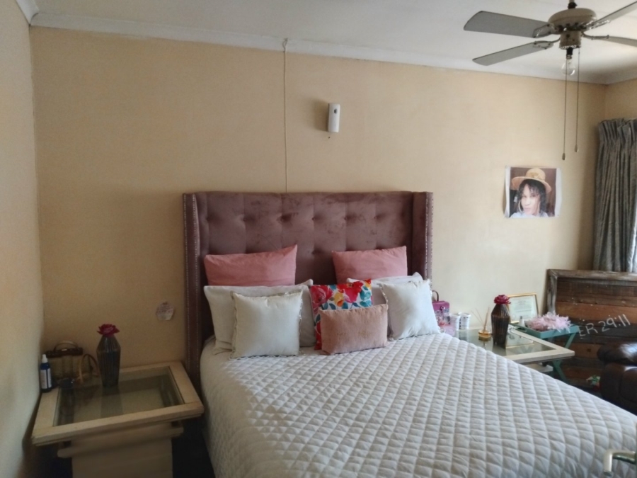 3 Bedroom Property for Sale in Marlands Gauteng