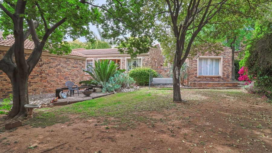 3 Bedroom Property for Sale in Radiokop Gauteng