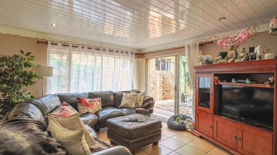 3 Bedroom Property for Sale in Radiokop Gauteng