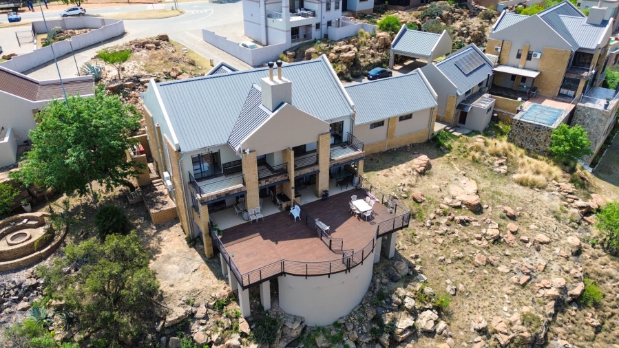 3 Bedroom Property for Sale in Aquavista Mountain Estate Gauteng