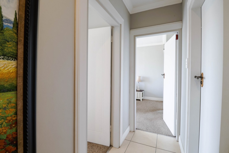 3 Bedroom Property for Sale in Aquavista Mountain Estate Gauteng