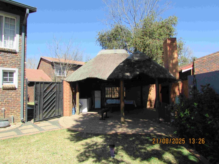 2 Bedroom Property for Sale in Bester Gauteng