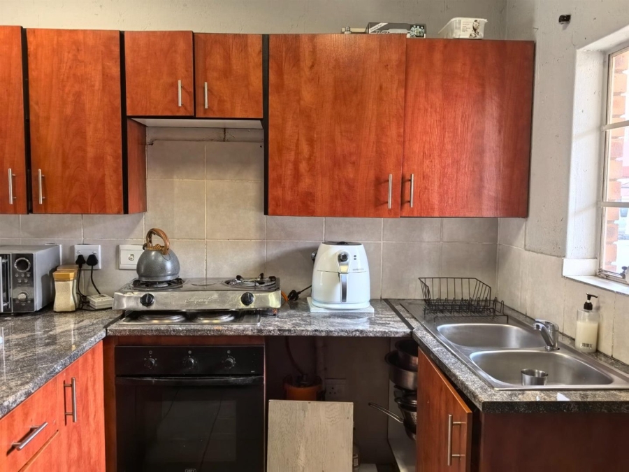 2 Bedroom Property for Sale in Comet Gauteng