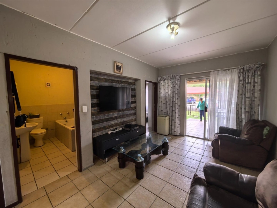 2 Bedroom Property for Sale in Comet Gauteng