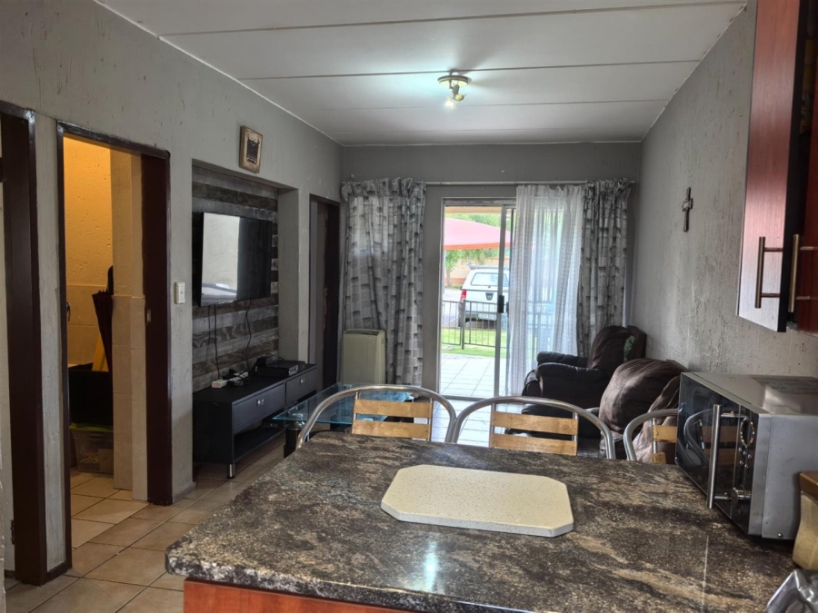 2 Bedroom Property for Sale in Comet Gauteng