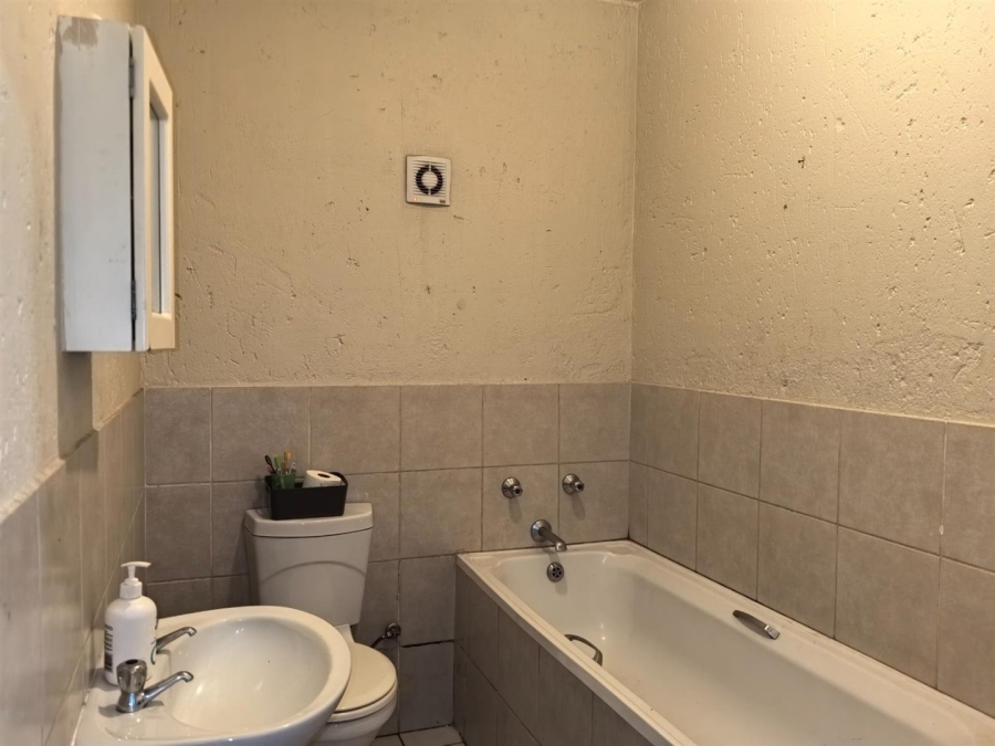 2 Bedroom Property for Sale in Comet Gauteng