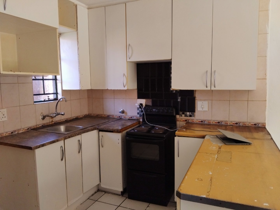 2 Bedroom Property for Sale in Albemarle Ext 1 Gauteng