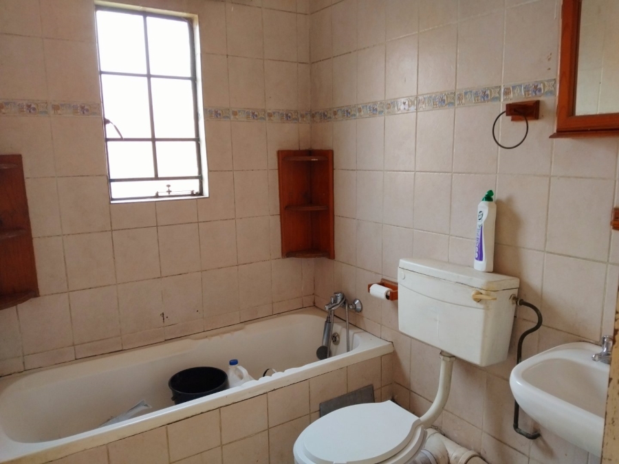 2 Bedroom Property for Sale in Albemarle Ext 1 Gauteng