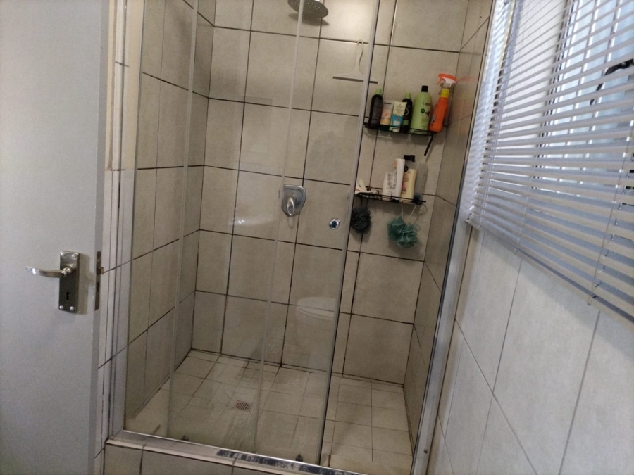 2 Bedroom Property for Sale in Aloe Place Gauteng
