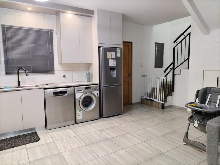 2 Bedroom Property for Sale in Aloe Place Gauteng