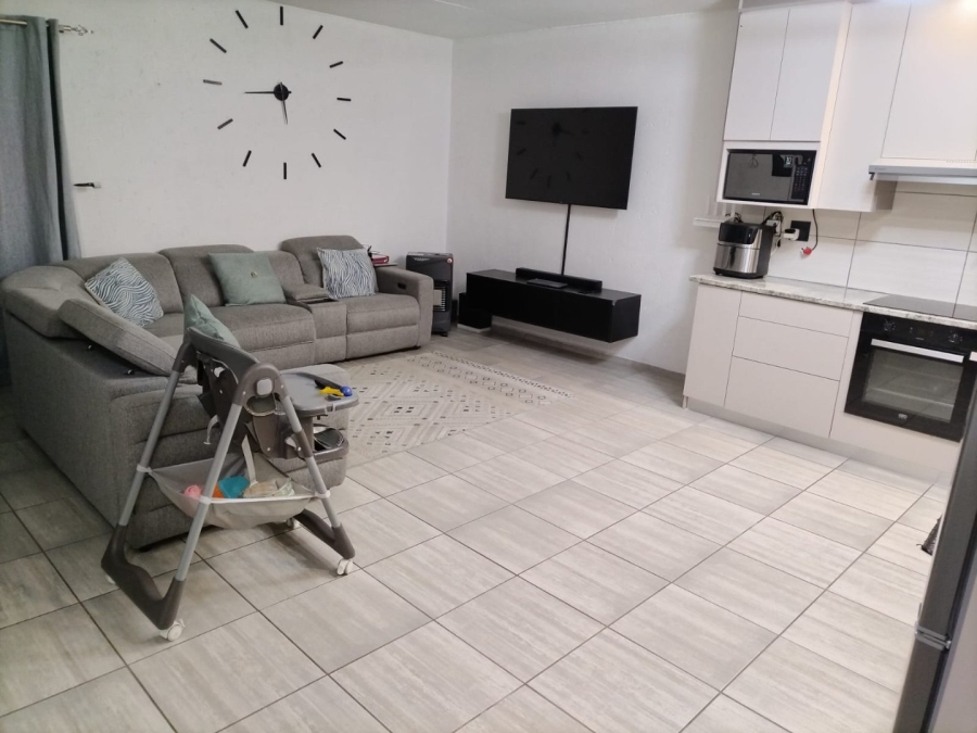 2 Bedroom Property for Sale in Aloe Place Gauteng