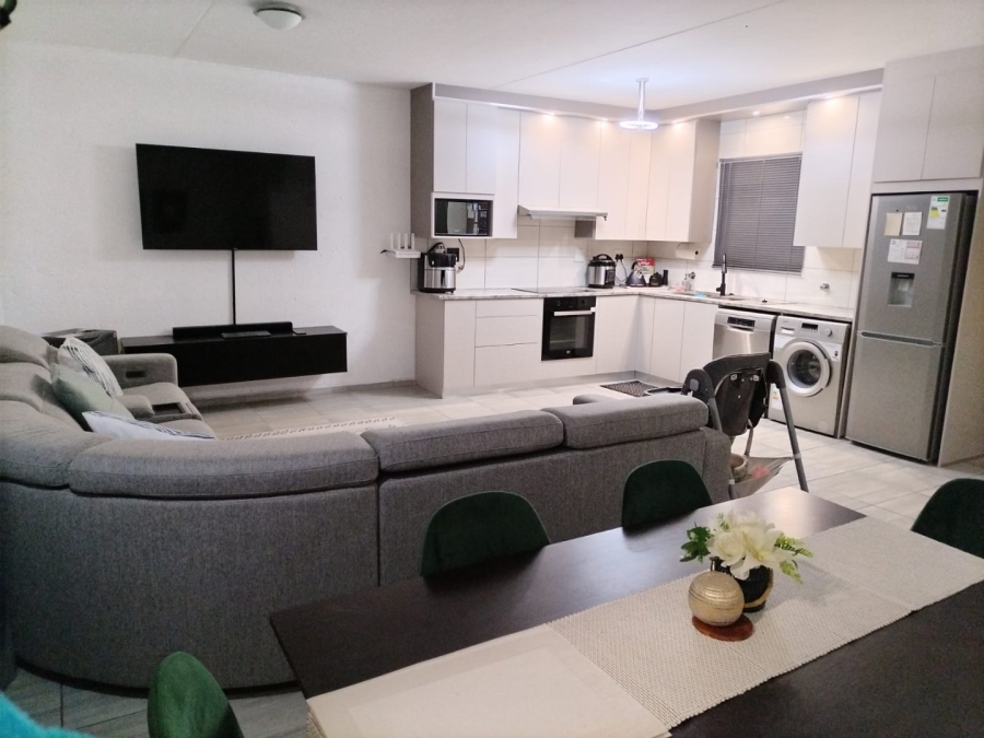 2 Bedroom Property for Sale in Aloe Place Gauteng