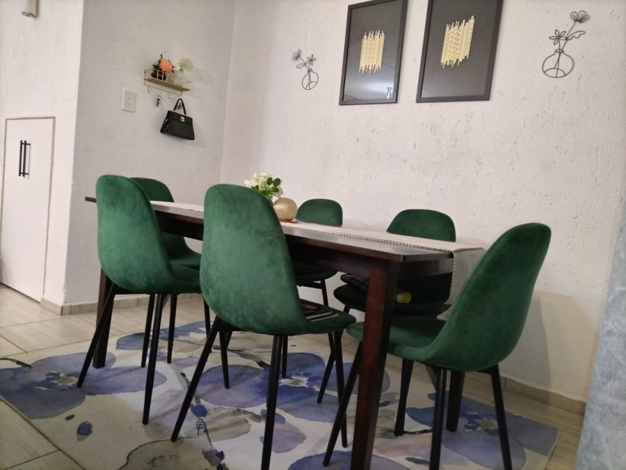 2 Bedroom Property for Sale in Aloe Place Gauteng