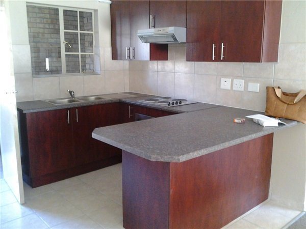 To Let 2 Bedroom Property for Rent in North Riding Gauteng