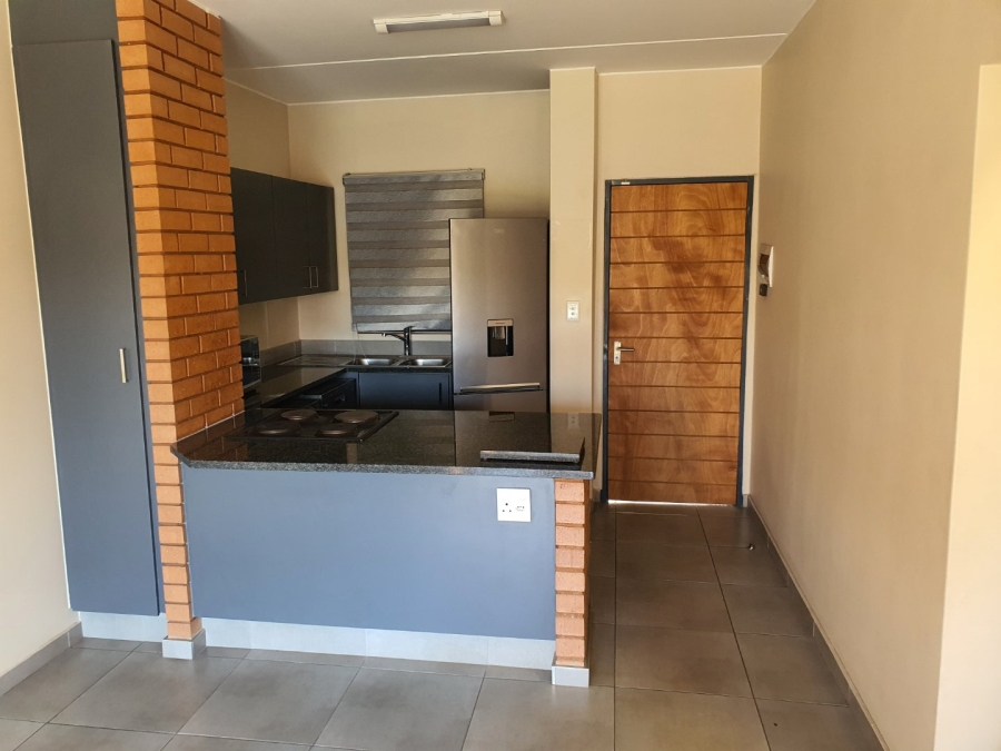2 Bedroom Property for Sale in Vorna Valley Gauteng