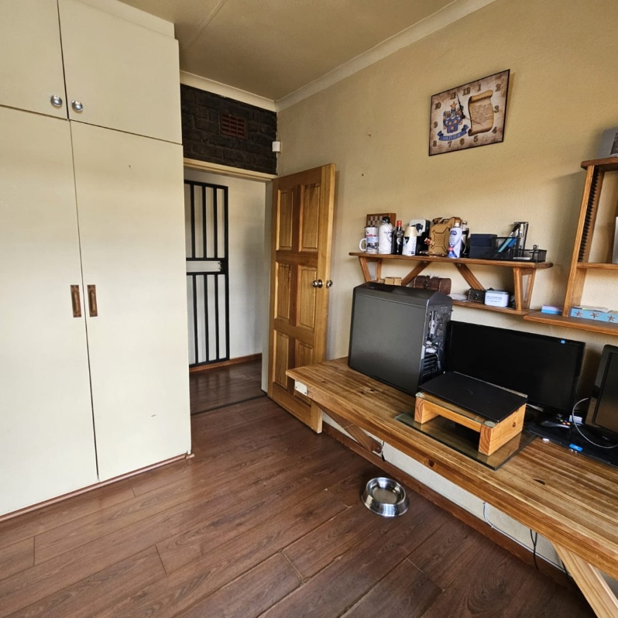 3 Bedroom Property for Sale in Visagie Park Gauteng