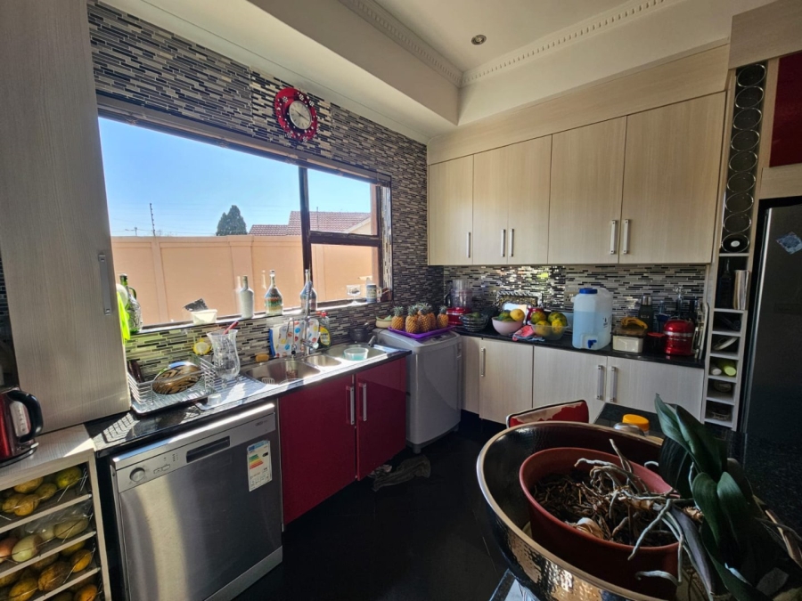 4 Bedroom Property for Sale in Visagie Park Gauteng