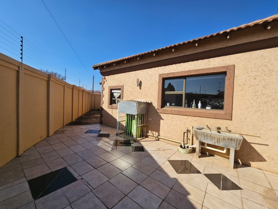 4 Bedroom Property for Sale in Visagie Park Gauteng