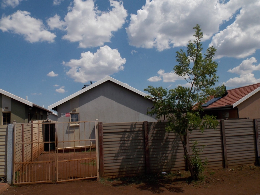 2 Bedroom Property for Sale in Sky City Gauteng