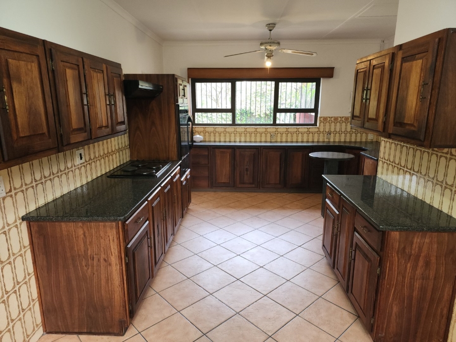 To Let 4 Bedroom Property for Rent in Wierda Park Gauteng