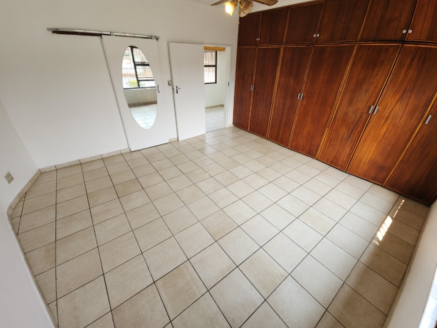 To Let 4 Bedroom Property for Rent in Wierda Park Gauteng