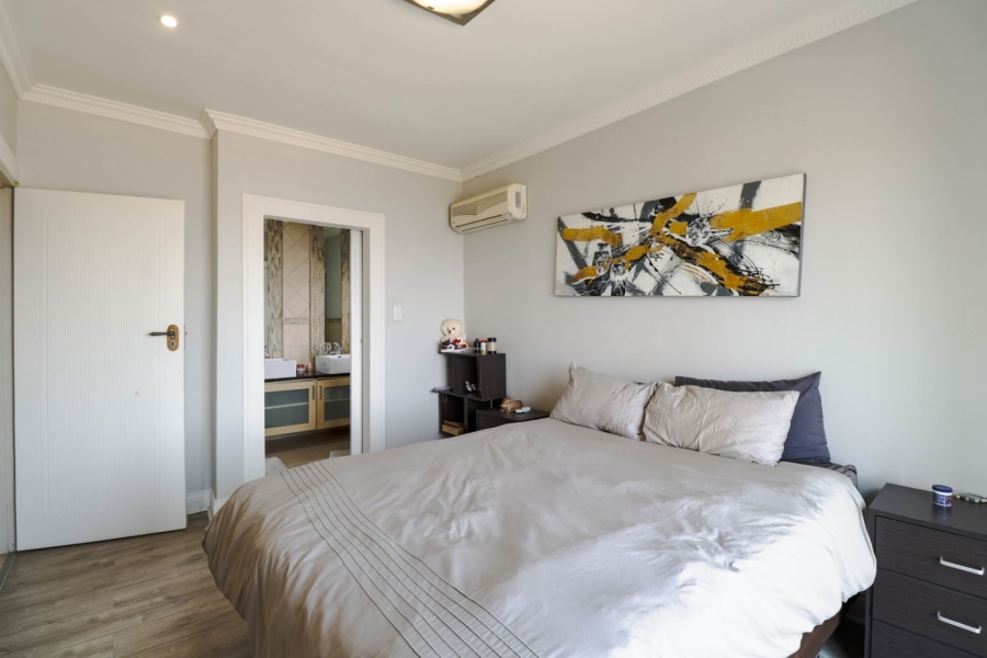 6 Bedroom Property for Sale in Aquavista Mountain Estate Gauteng