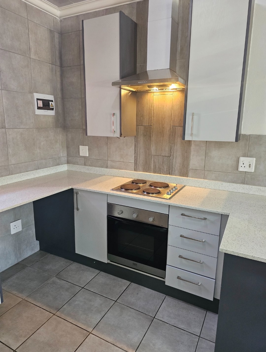 To Let 3 Bedroom Property for Rent in Witpoortjie Gauteng