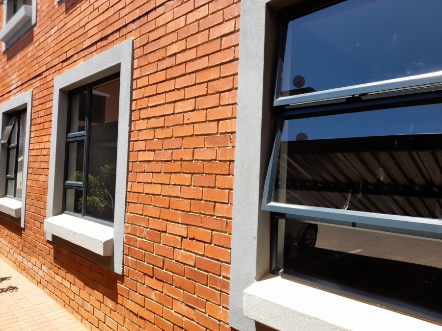 To Let 3 Bedroom Property for Rent in Witpoortjie Gauteng