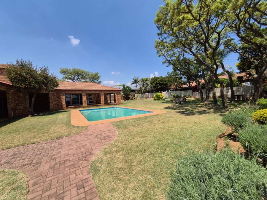 3 Bedroom Property for Sale in Wapadrand Gauteng
