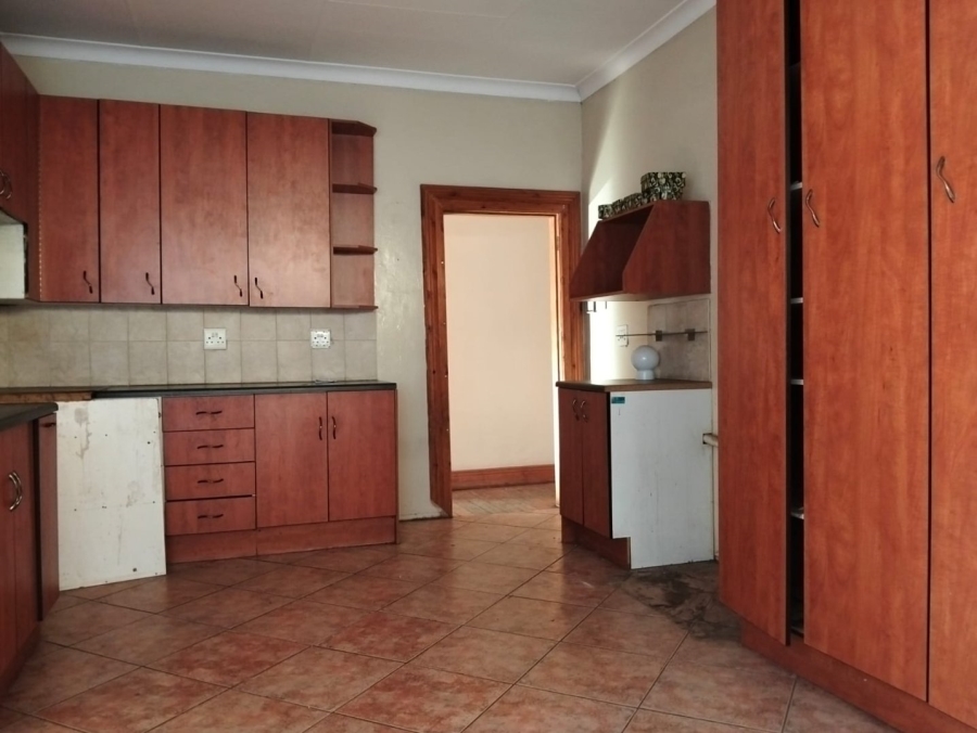 5 Bedroom Property for Sale in Lyttelton Manor Gauteng