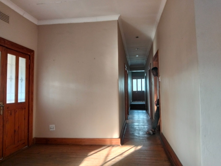 5 Bedroom Property for Sale in Lyttelton Manor Gauteng
