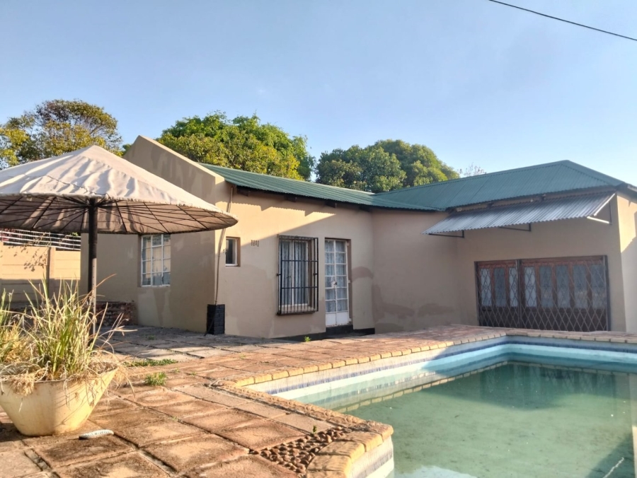 5 Bedroom Property for Sale in Lyttelton Manor Gauteng
