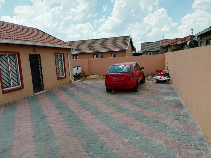 2 Bedroom Property for Sale in Windmill Park Gauteng