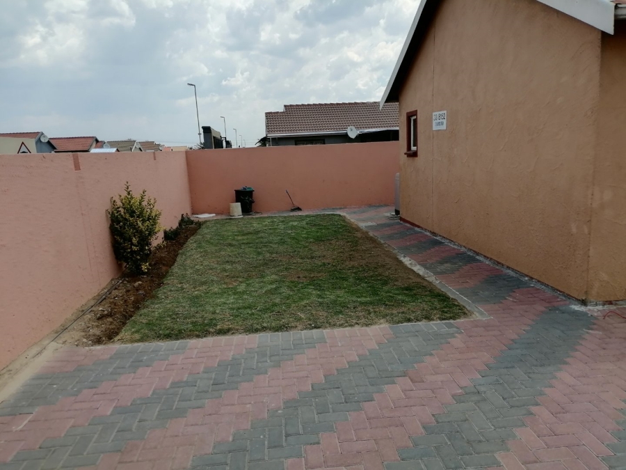 2 Bedroom Property for Sale in Windmill Park Gauteng