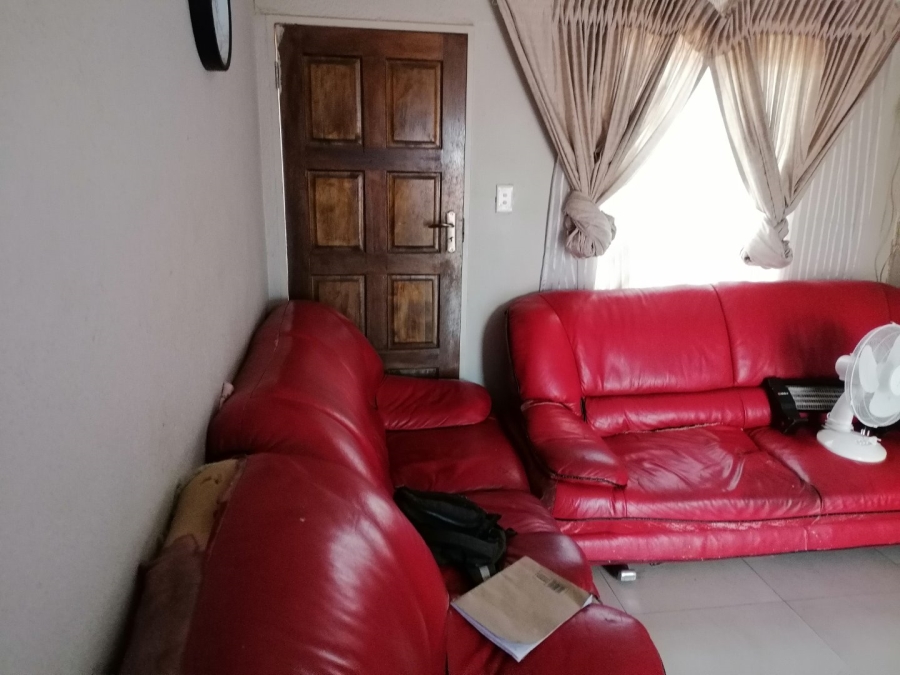 2 Bedroom Property for Sale in Windmill Park Gauteng