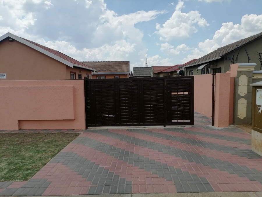 2 Bedroom Property for Sale in Windmill Park Gauteng