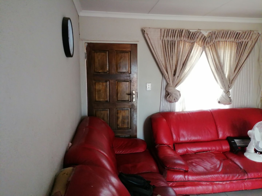 2 Bedroom Property for Sale in Windmill Park Gauteng