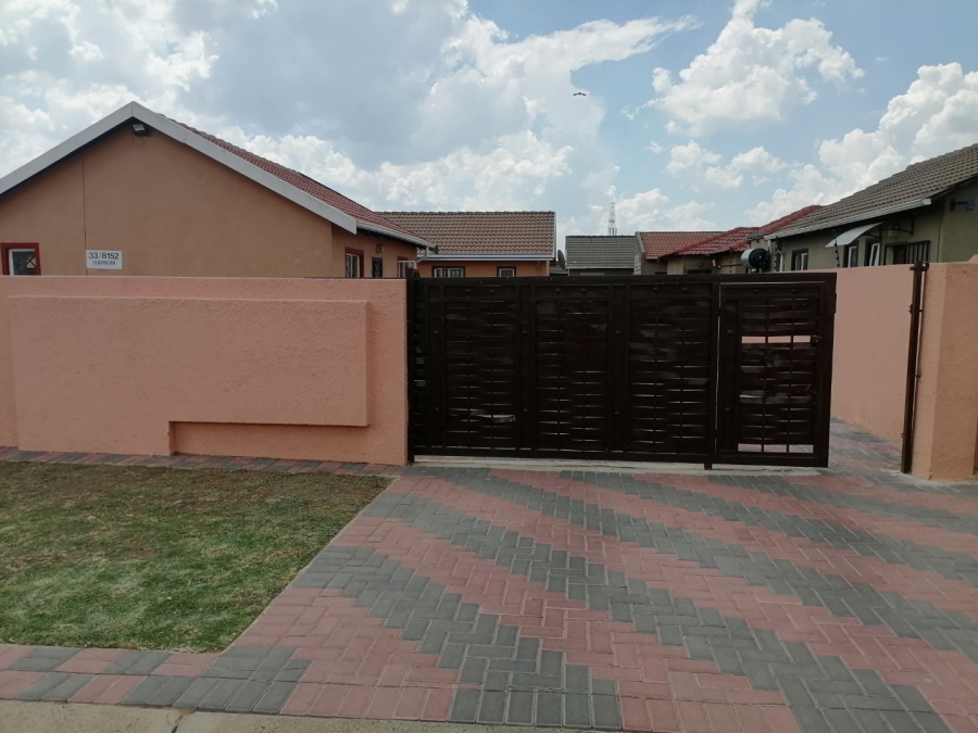 2 Bedroom Property for Sale in Windmill Park Gauteng